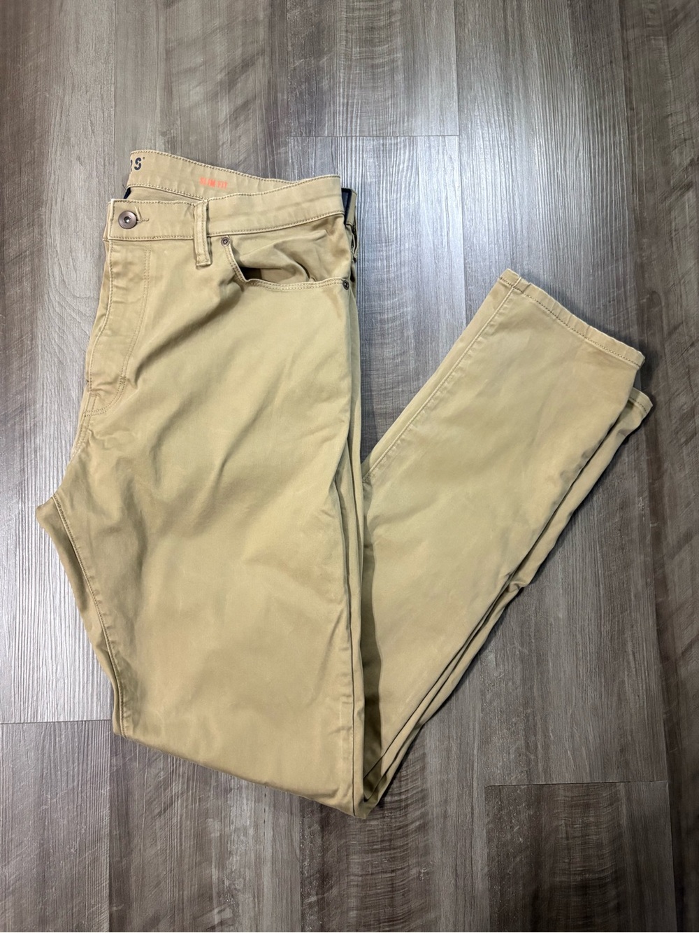 Dockers Men's Tan Chino Pants - Slim Fit / Supreme Flex - Size 36x34